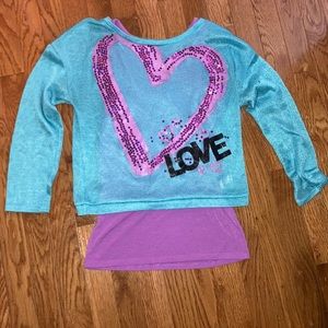 ⚡️4 items for $20⚡️Justice Sweater With Tank